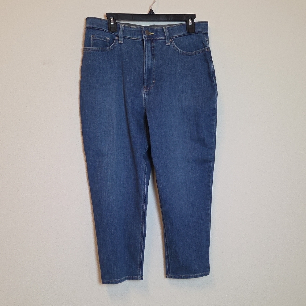 Lee Women Relaxed Fit Tapered Leg High Rise Slim Fit Jeans in Med Blue Size 14